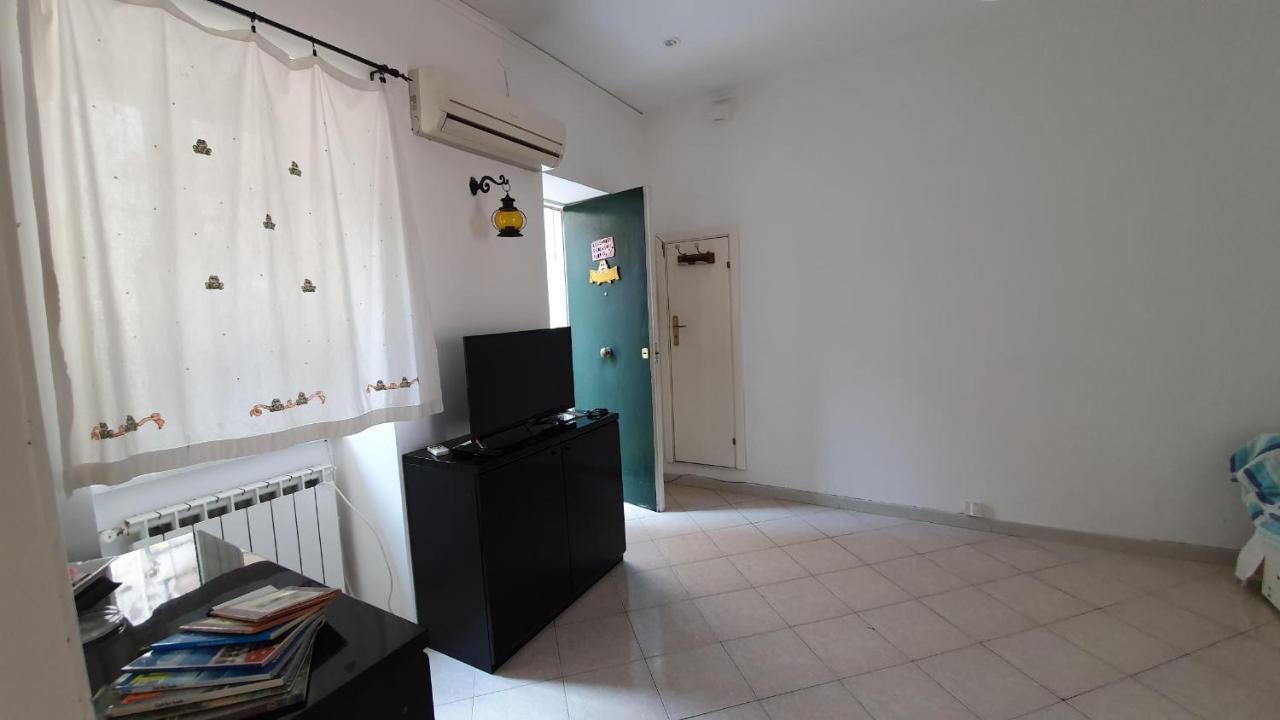 Ferienwohnung Casa Rosi Nel Cuore Di Napoli Exterior foto