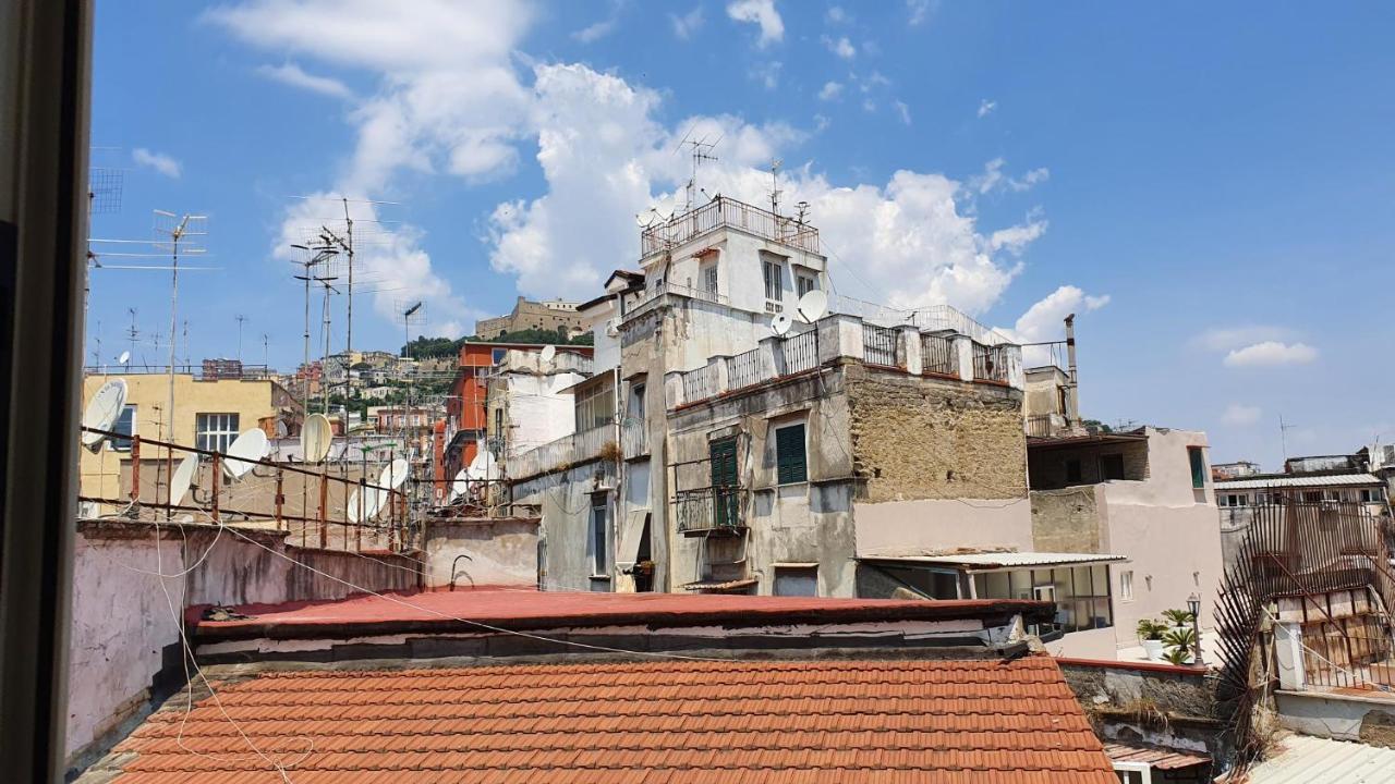 Ferienwohnung Casa Rosi Nel Cuore Di Napoli Exterior foto