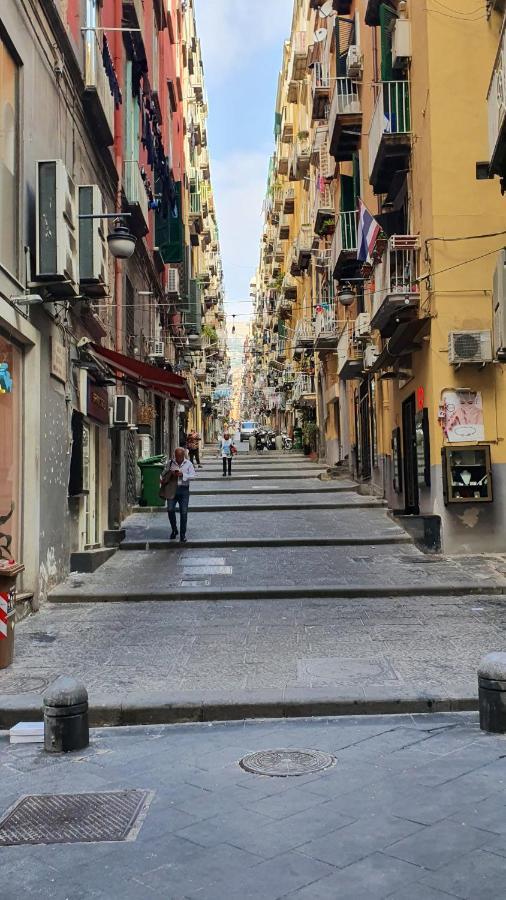 Ferienwohnung Casa Rosi Nel Cuore Di Napoli Exterior foto